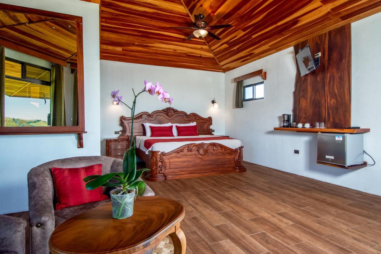 Hotel Tropico Monteverde ภายนอก รูปภาพ